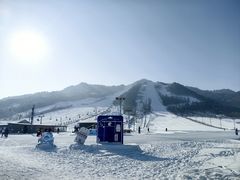 -辽阳弓长岭温泉滑雪场