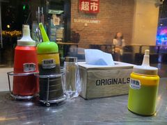 -马路牙子地桌烤肉(工体店)
