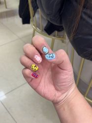 -尤米一站式美甲美睫