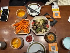 -8PINTS八品脱·日料·烧鸟·精酿小酒馆(莘庄店)