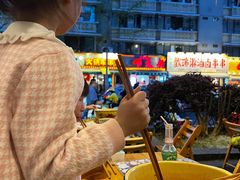 -拈签一笑黄牛肉辣卤串串