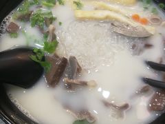 -鸭小妹鸭血粉丝(老门东店)
