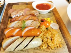 -马克西姆俄罗斯餐厅(通亚街店)