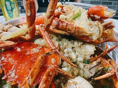 -凤凰路何眼镜香辣蟹(花果园店)