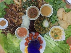 -沐毫傣泐云南菜孔雀宴•手抓饭傣味烧烤(曼听公园店)
