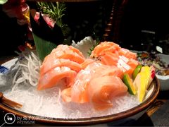 -萤初高端日料王(曲江银泰店)