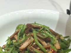 -鱼痴渔醉·食鲜集(月亮湾店)