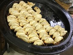 -黄阿姨锅贴大王(万航渡路店)