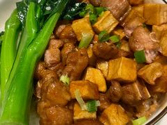 鲍鱼汁薯仔排骨饭-杯子红牛排(创意产业园店)
