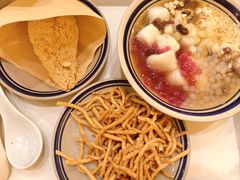 -正南齐北·老街糯米团(洪崖洞店)