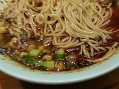 -兵哥豌豆面(雅颂居店)