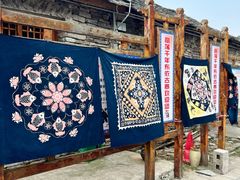 -高荡千年布依古寨旅游景区