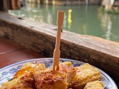 -茅老太臭豆腐