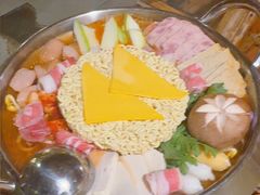 小木屋部队锅-恩你小木屋·韩式料理(假日广场店)
