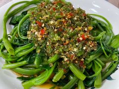 -洪霞餐馆