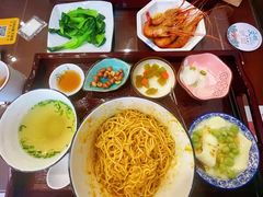 -百年老字号·观振兴蟹黄面·三虾面·苏式面(观前街富仁坊巷店)