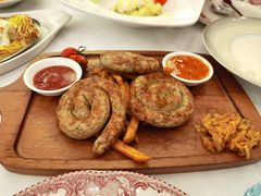 莫斯科风格烤肠配酸菜-莫斯科餐厅