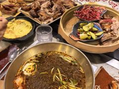 -破瓦寒窑·地摊烤羊排