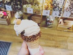 -VENCHI 闻绮(上海佛罗伦萨小镇店)