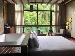 -中铁花水湾温泉酒店(大邑店)