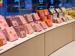 -好利来(上海长宁龙之梦店)