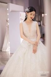 -Lady  Jane高端婚纱礼服馆