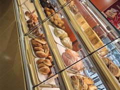 -新侨三宝乐面包店(崇文门店)