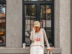 -Fridi Patisserie Cafe