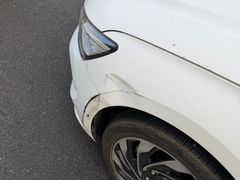 -畅通航行汽车钣金喷漆 无痕修复·局部喷漆