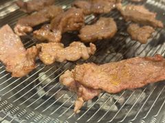 -青瓦餐厅·生鱼片·韩园烤肉(西塔店)