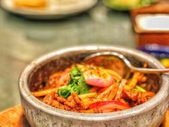 石锅孜然羊肉-君悦酒店·1881·北京烤鸭