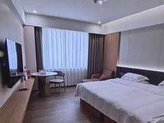 -汕头金海湾大酒店(龙眼南路美食街万象城店)