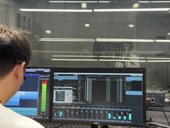-清晨录音棚(光大会展中心旗舰店)