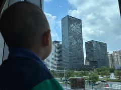-大中华希尔顿酒店-念自助餐·嗨啤·小龙虾