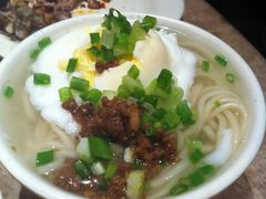 长寿面-蛙蛙叫干锅年代(簋街总店)