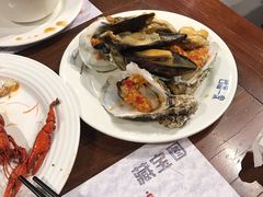 -四海一家自助餐(益田假日广场店)