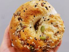 全麦亚麻籽贝果-野上麦田(中贸广场店)