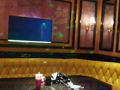 -欢乐迪KTV(南坪上海城店)