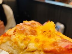 培根鸡肉双拼披萨-萨莉亚意式餐厅(杭州滨江天街店)