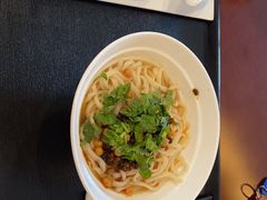 -北京京辉高尔夫俱乐部有限公司