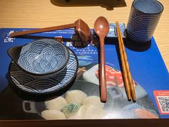 餐具摆设-舞漁日料美人胶原锅(陆家嘴中心店)