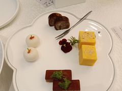 -品海楼·大连海胆锅贴馆(东港店)