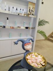 -JNK皮肤管理中心