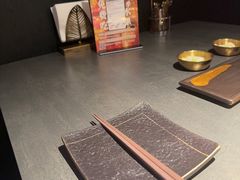 -铭牛烧肉·和牛海鲜自助(高新月牙湖店)