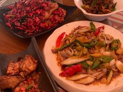 -隔壁老王·家常云南菜(花巷店)