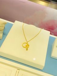 -潮宏基珠宝旗舰店(苏宁广场店)
