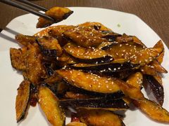 -高第街56号餐厅(泰安万达店)