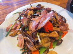 鹿茸菌炒腊肉-妈妈的味道(和顺古镇店)