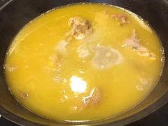 -鲜入围煮花胶鸡海鲜火锅