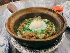 窝蛋牛肉片-红星光发煲仔饭(文海店)